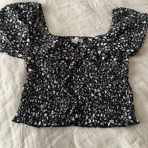 Flower woven top